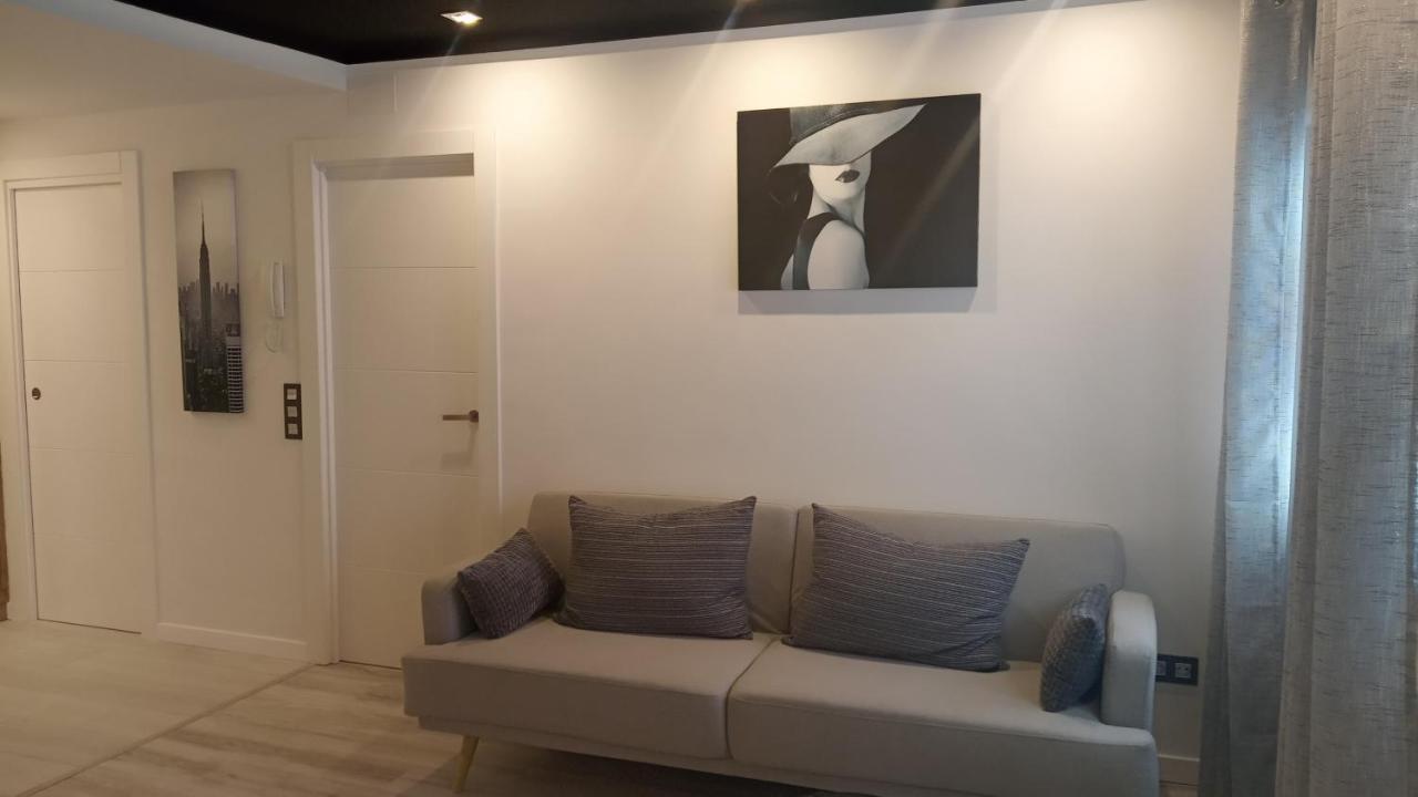 apartamento cinema Appartamento Oviedo Esterno foto