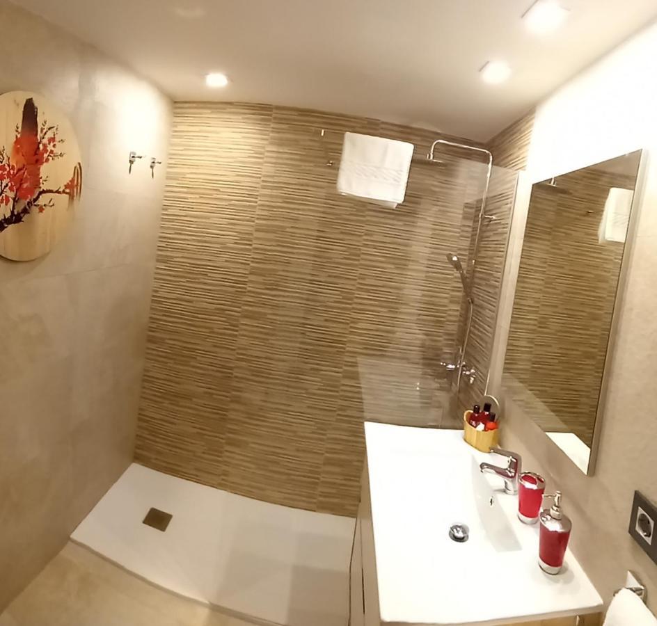 apartamento cinema Appartamento Oviedo Esterno foto