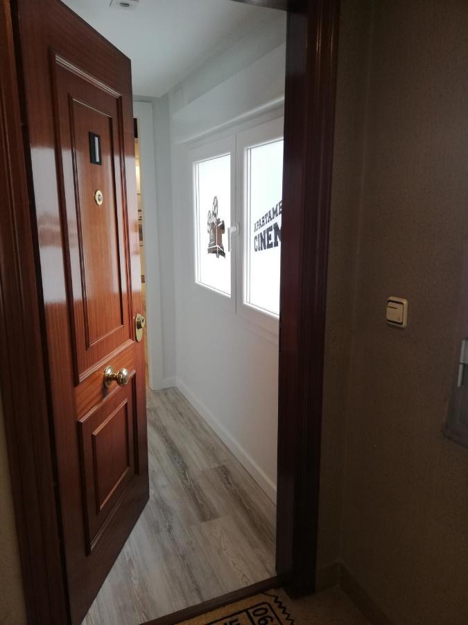 apartamento cinema Appartamento Oviedo Esterno foto